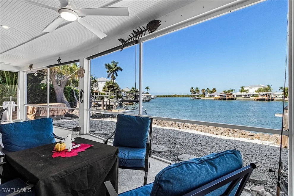 Unit for sale at 121 JAMAICA Drive, Naples, FL 34113