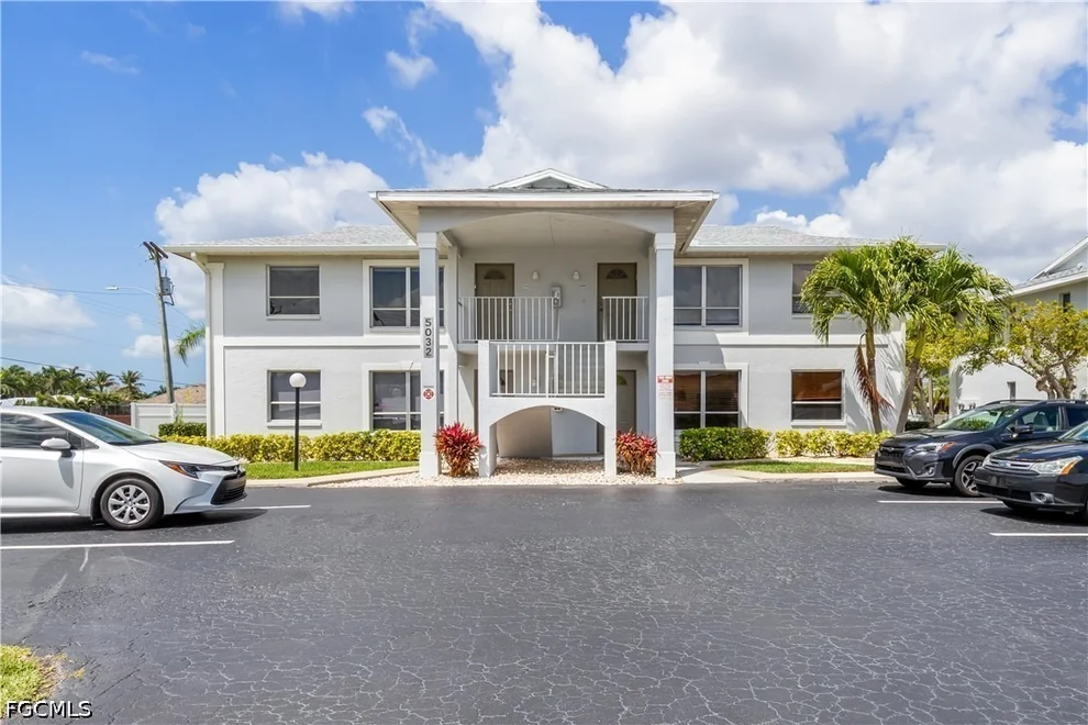 Unit for sale at 5032 Chiquita Boulevard S, Cape Coral, FL 33914
