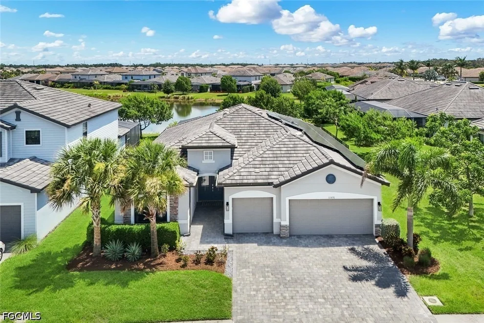 Unit for sale at 11591 Canopy Loop, Fort Myers, FL 33913