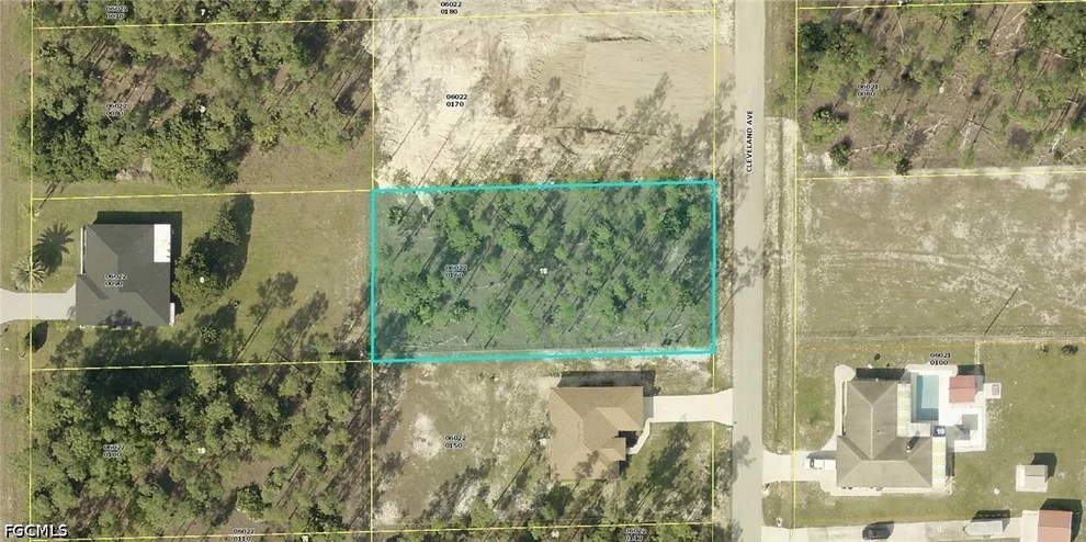 Unit for sale at 1307 Cleveland Avenue, Lehigh Acres, FL 33972