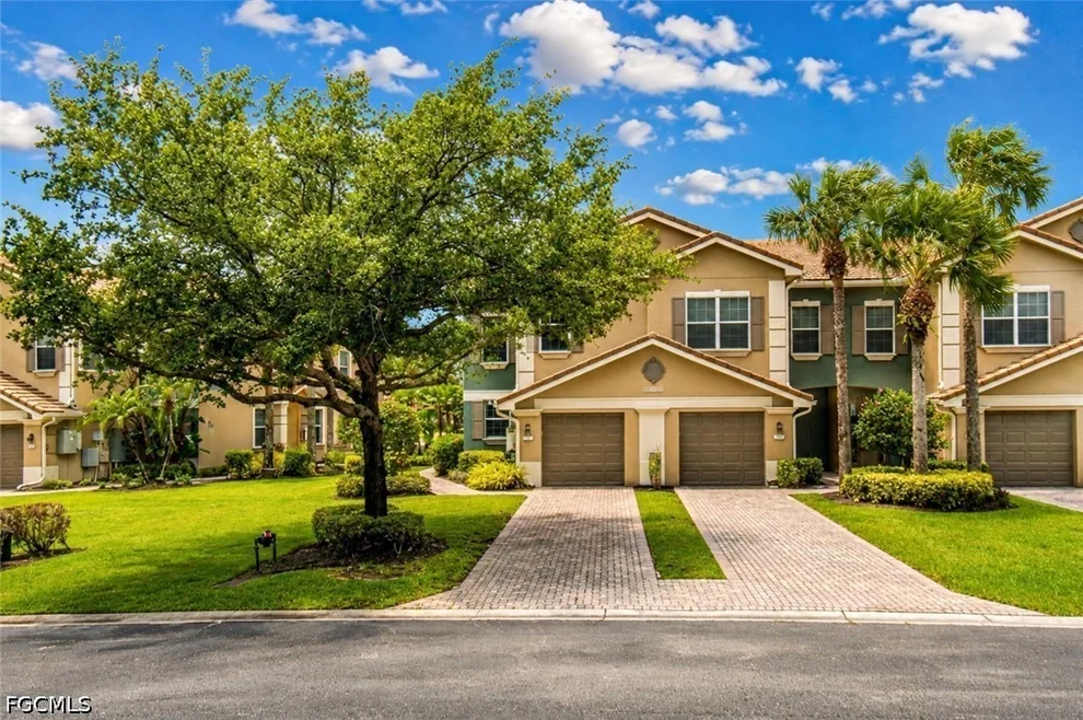 Unit for sale at 3161 Cottonwood Bend, Fort Myers, FL 33905
