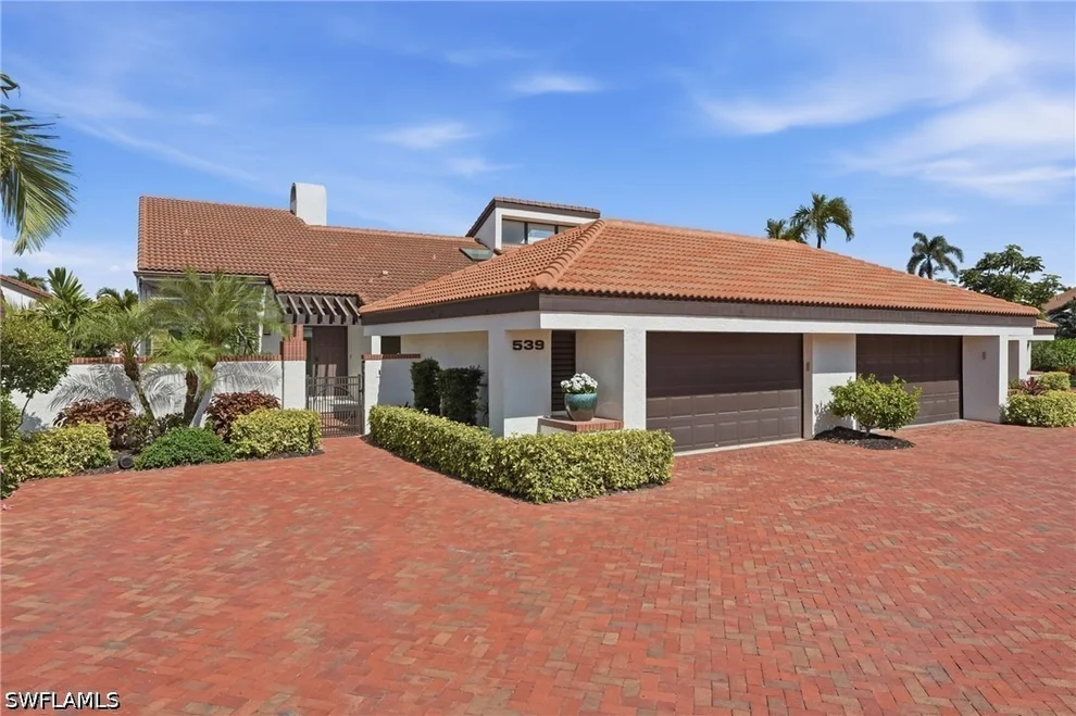 Unit for sale at 539 Bay Villas Lane, Naples, FL 34108