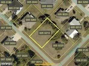 Unit for sale at 5206 25th Street SW, Lehigh Acres, FL 33973