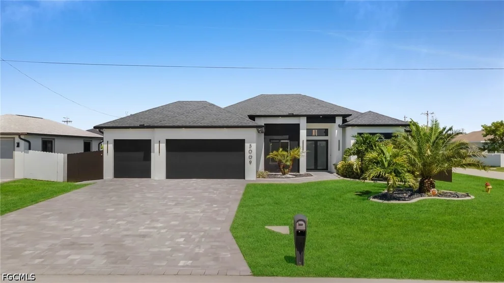 Unit for sale at 3009 SW 16th Place, Cape Coral, FL 33914