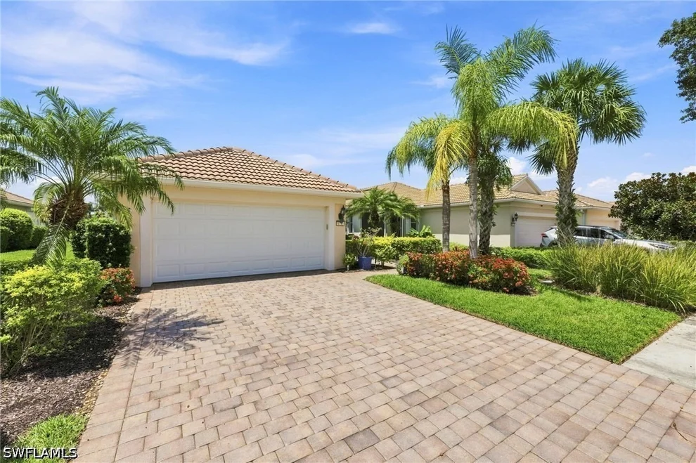 Unit for sale at 8732 Querce Court, Naples, FL 34114