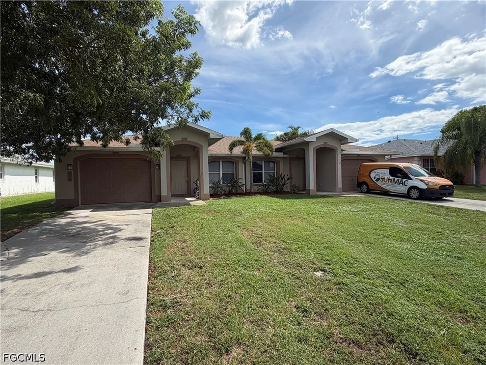 Unit for sale at 912-914 SE 14th Street, Cape Coral, FL 33990