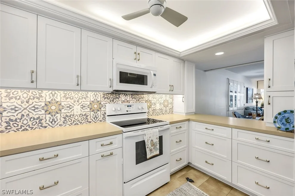 Unit for sale at 280 2nd Avenue S, Naples, FL 34102