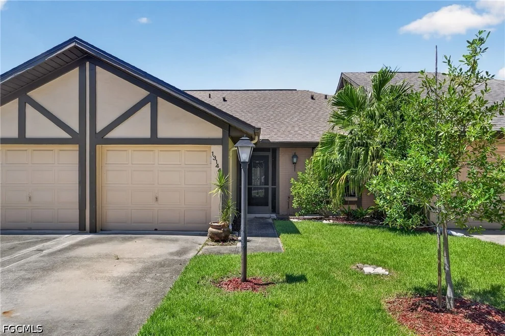 Unit for sale at 13144 Burningtree Avenue, Fort Myers, FL 33919
