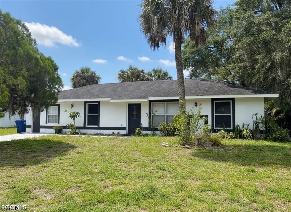Unit for sale at 4029 E Sunflower Circle, Labelle, FL 33935