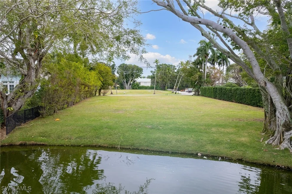 Unit for sale at 2550 Lantern Lane, Naples, FL 34102