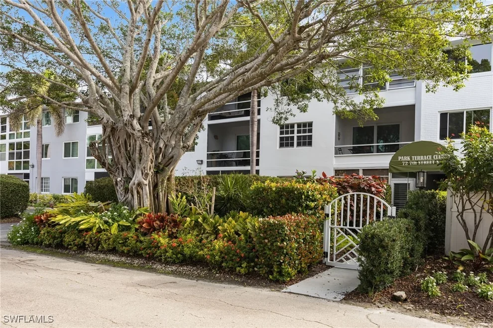 Unit for sale at 72 7th Street S, Naples, FL 34102