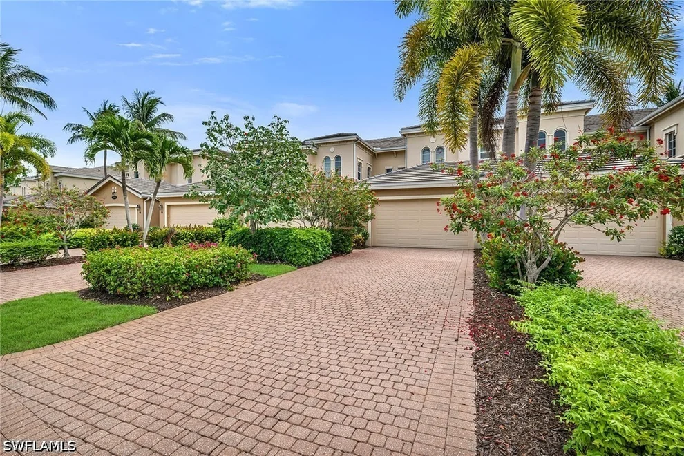 Unit for sale at 3141 Aviamar Circle, Naples, FL 34114