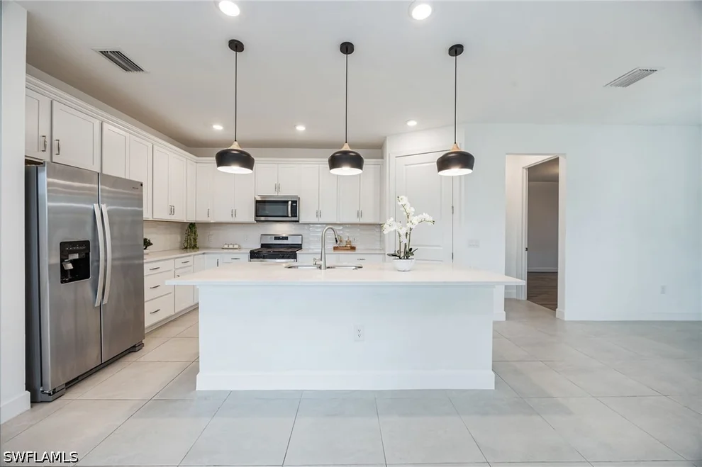 Unit for sale at 10335 Ventana Lane, Naples, FL 34120
