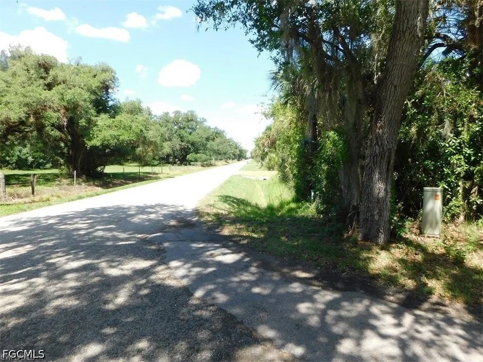 Unit for sale at 14971 Duke Highway, Alva, FL 33920