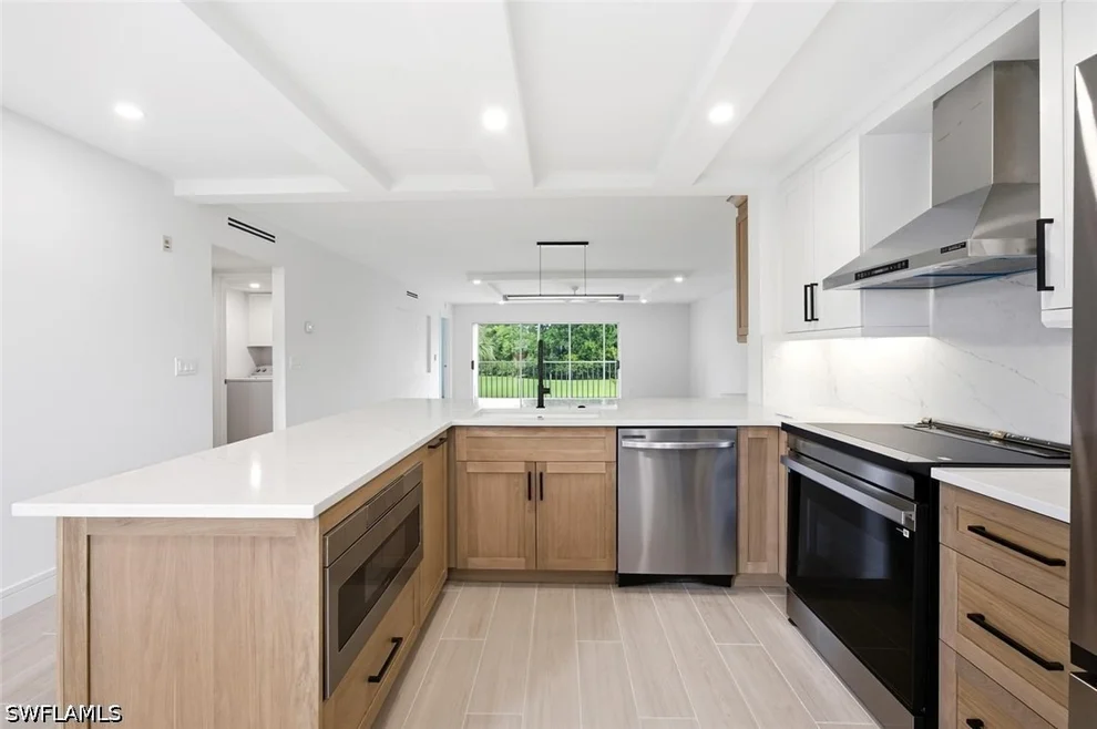 Unit for sale at 6985 Dennis Circle, Naples, FL 34104