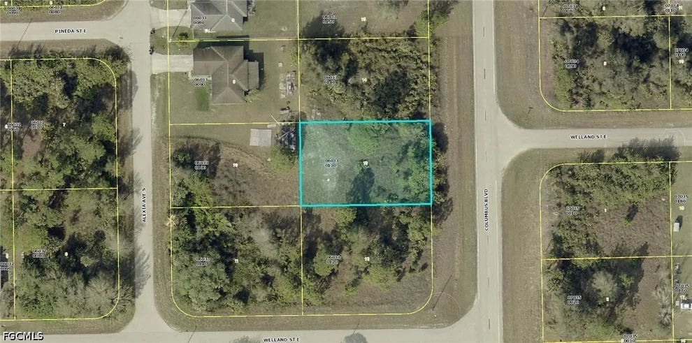 Unit for sale at 540 Columbus Boulevard S, Lehigh Acres, FL 33974