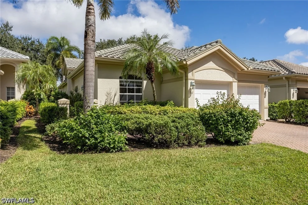 Unit for sale at 917 Vistana Circle, Naples, FL 34119