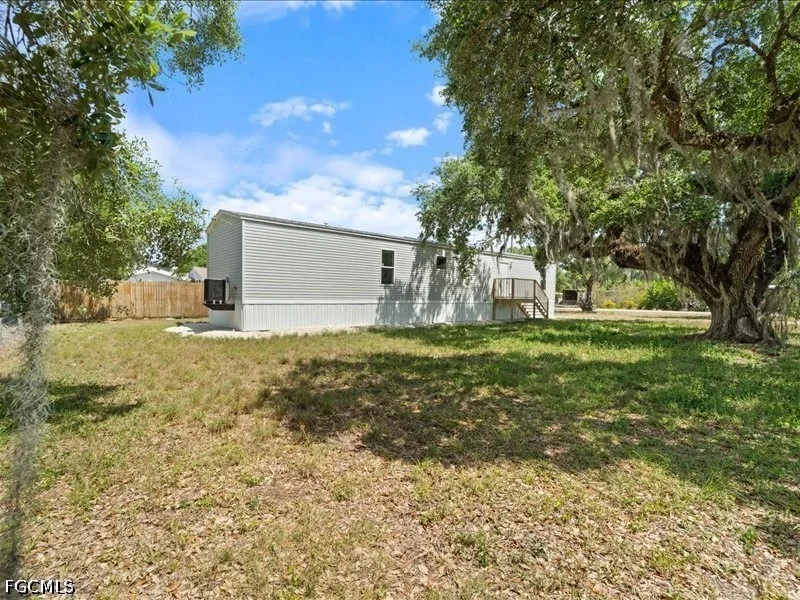 Unit for sale at 1038 Canopy Lane, Moore Haven, FL 33471