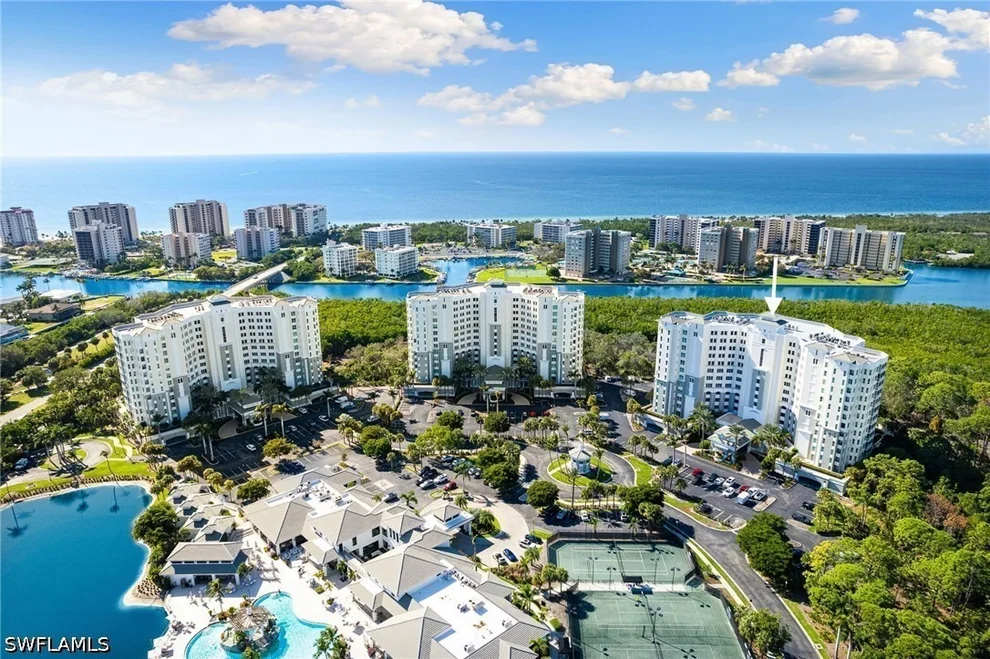 Unit for sale at 325 Dunes Boulevard, Naples, FL 34110