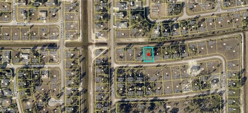 Unit for sale at 743 Bobolink Avenue, Lehigh Acres, FL 33974