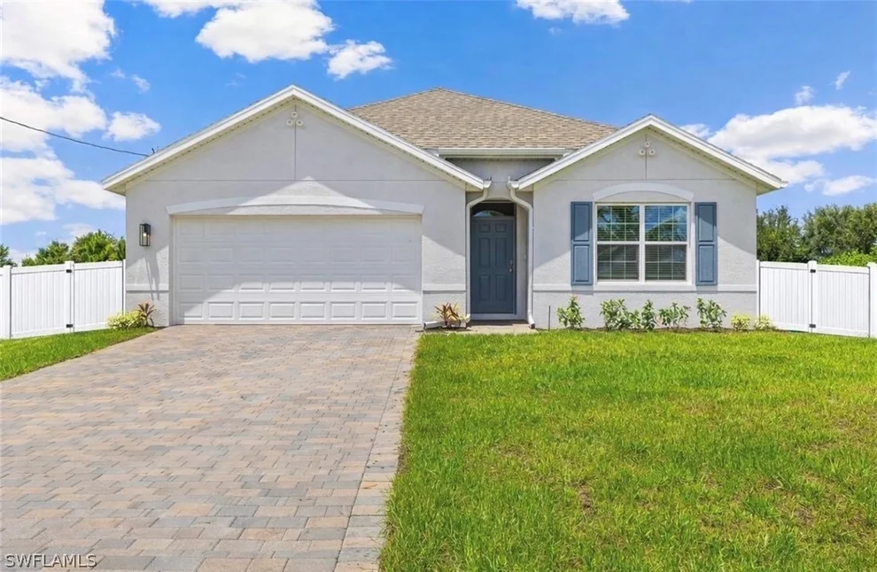 Unit for sale at 3021 N Lakewood Road, Labelle, FL 33935