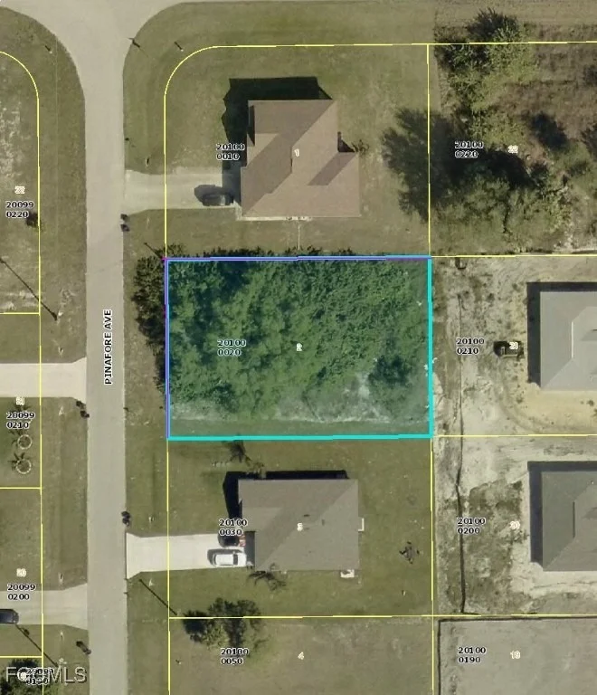 Unit for sale at 417 Pinafore Avenue, Lehigh Acres, FL 33974