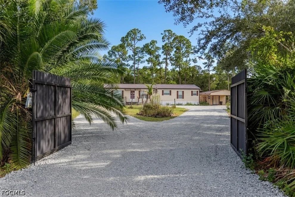 Unit for sale at 4075 Fort Center Avenue, Labelle, FL 33935
