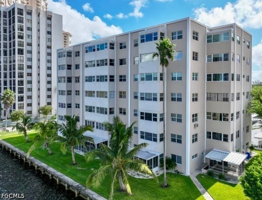 Unit for sale at 1900 Clifford Street, Fort Myers, FL 33901