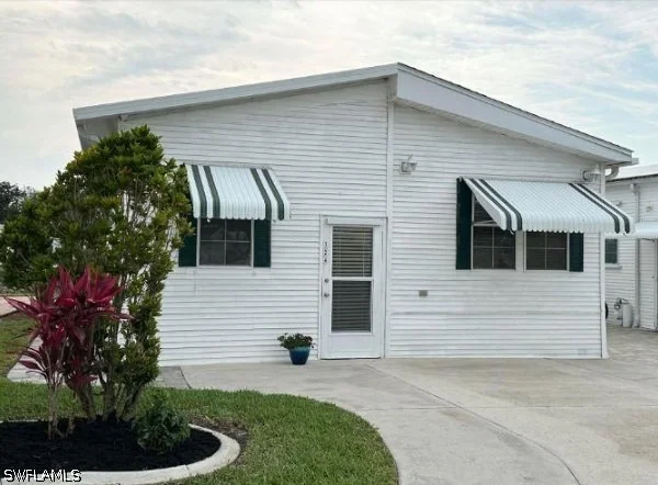 Unit for sale at 324 Imperial Wildern Boulevard, Naples, FL 34114