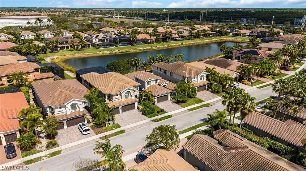 Unit for sale at 13723 Callisto Avenue, Naples, FL 34109