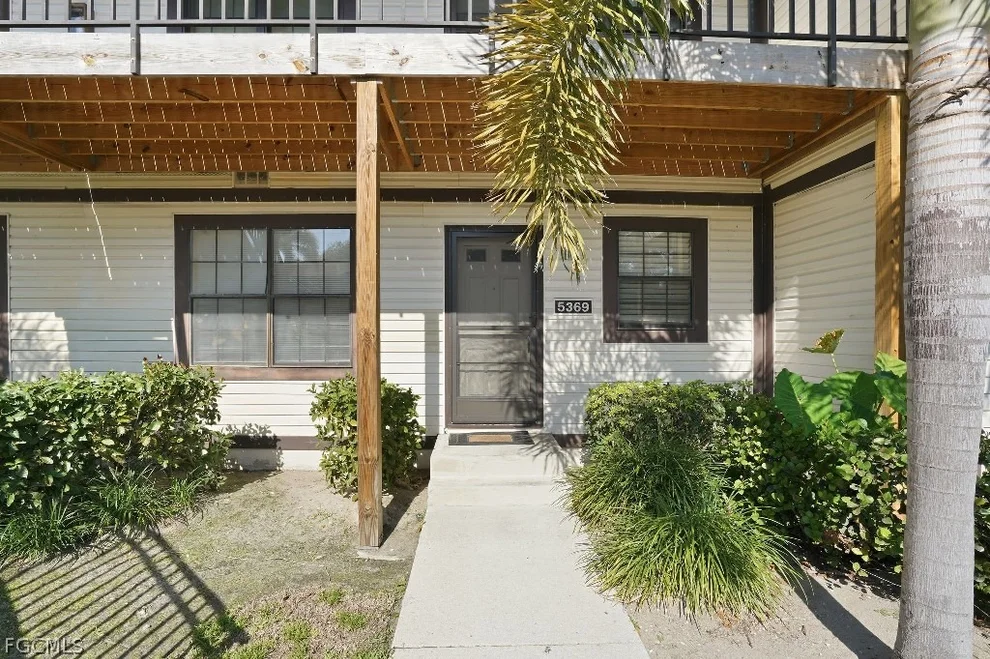 Unit for sale at 5369 Treetops Drive, Naples, FL 34113