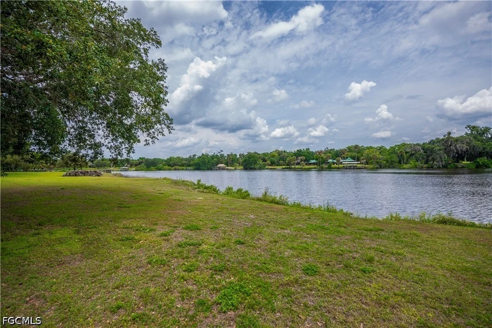 Unit for sale at 75 Ft Denaud Bridge Way, Labelle, FL 33935