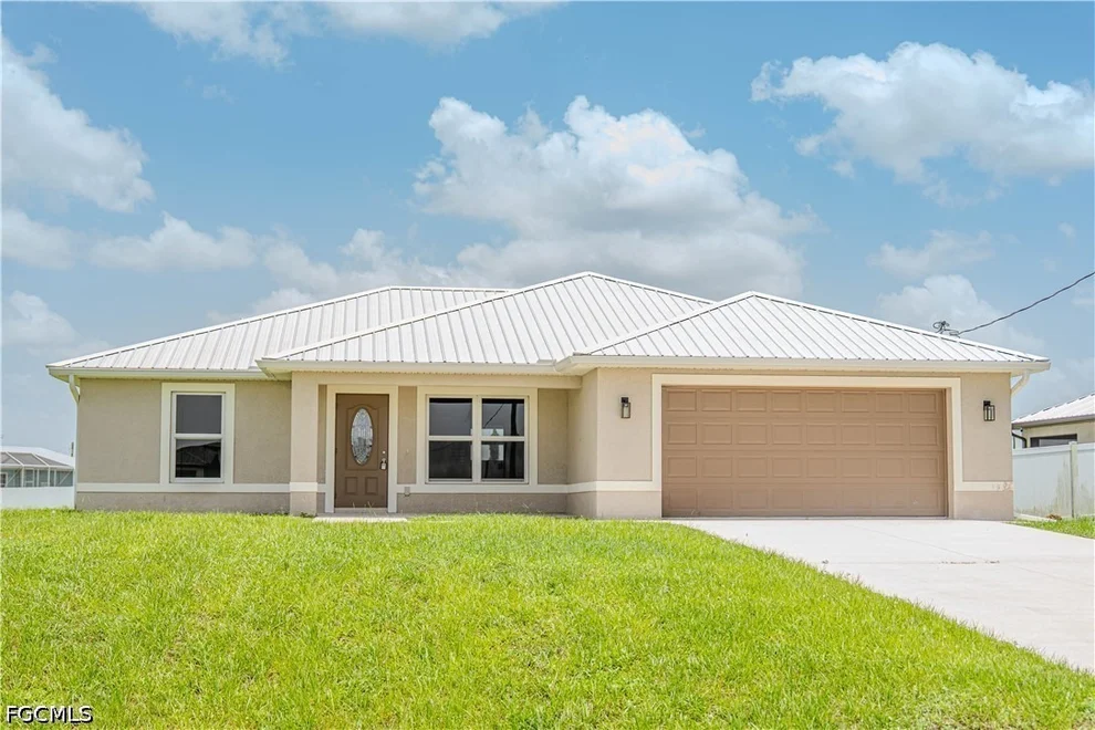 Unit for sale at 7031 Waldo Circle, Labelle, FL 33935