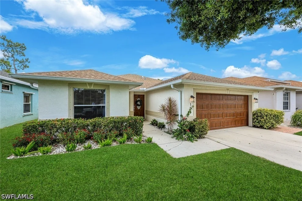 Unit for sale at 156 Stanhope Circle, Naples, FL 34104