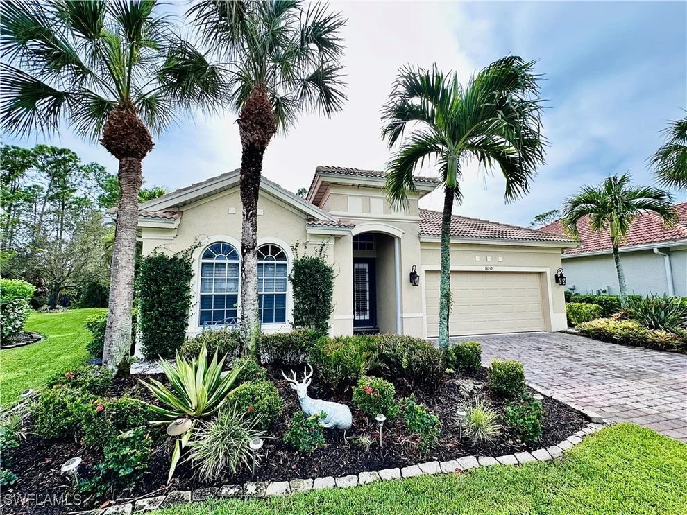 Unit for sale at 16152 Parque Lane, Naples, FL 34110