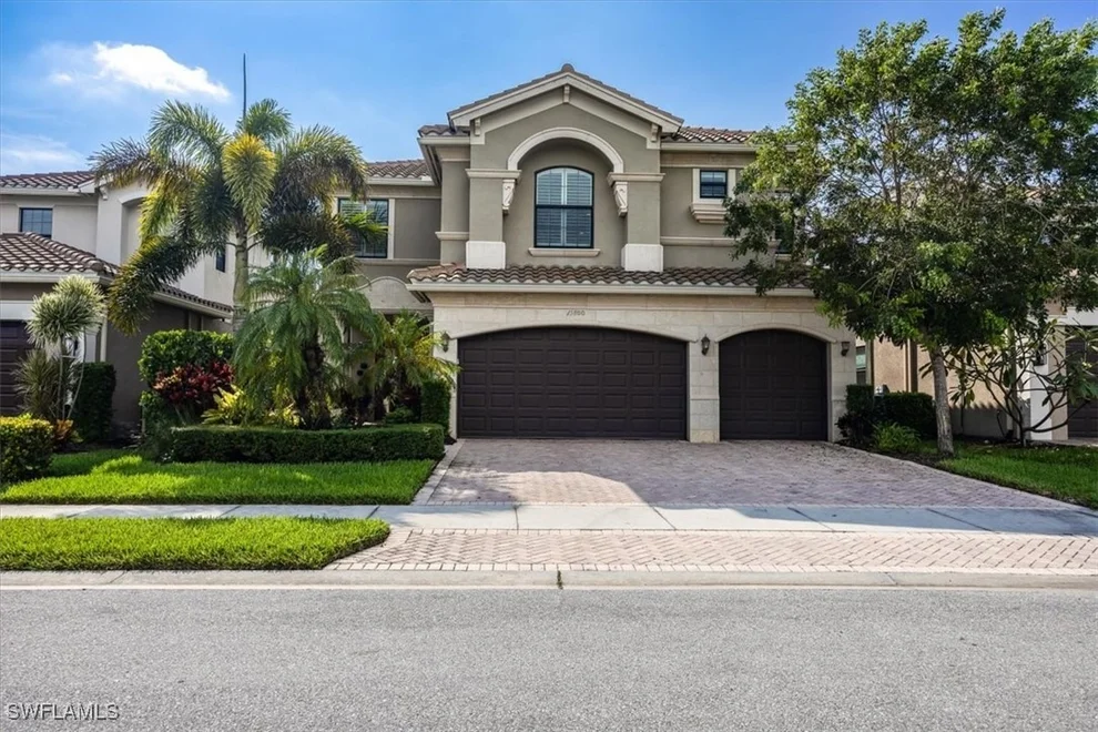 Unit for sale at 13800 Luna Drive, Naples, FL 34109