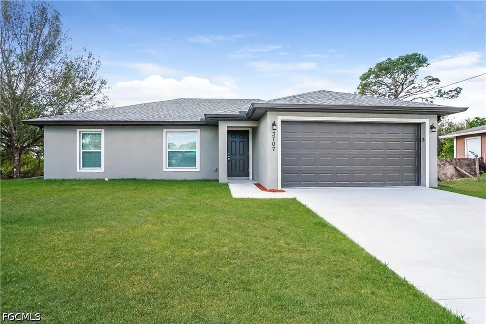 Unit for sale at 3707 10th Street SW, Lehigh Acres, FL 33976