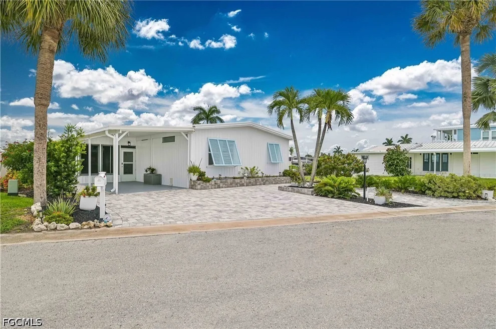Unit for sale at 17591 Bryan Court, Fort Myers Beach, FL 33931