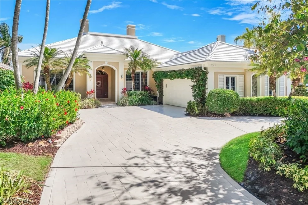 Unit for sale at 15588 Whitney Lane, Naples, FL 34110