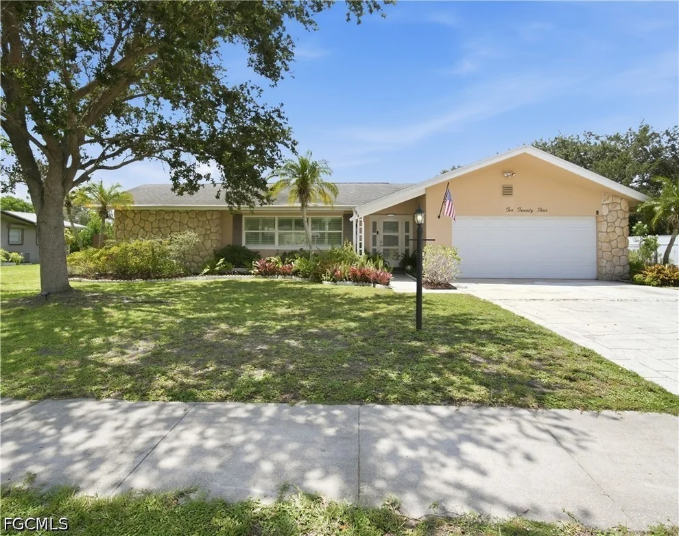 Unit for sale at 1024 El Mar Avenue, Fort Myers, FL 33919