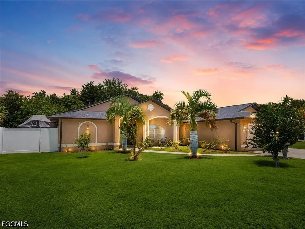 Unit for sale at 622 SE 10th Avenue, Cape Coral, FL 33990