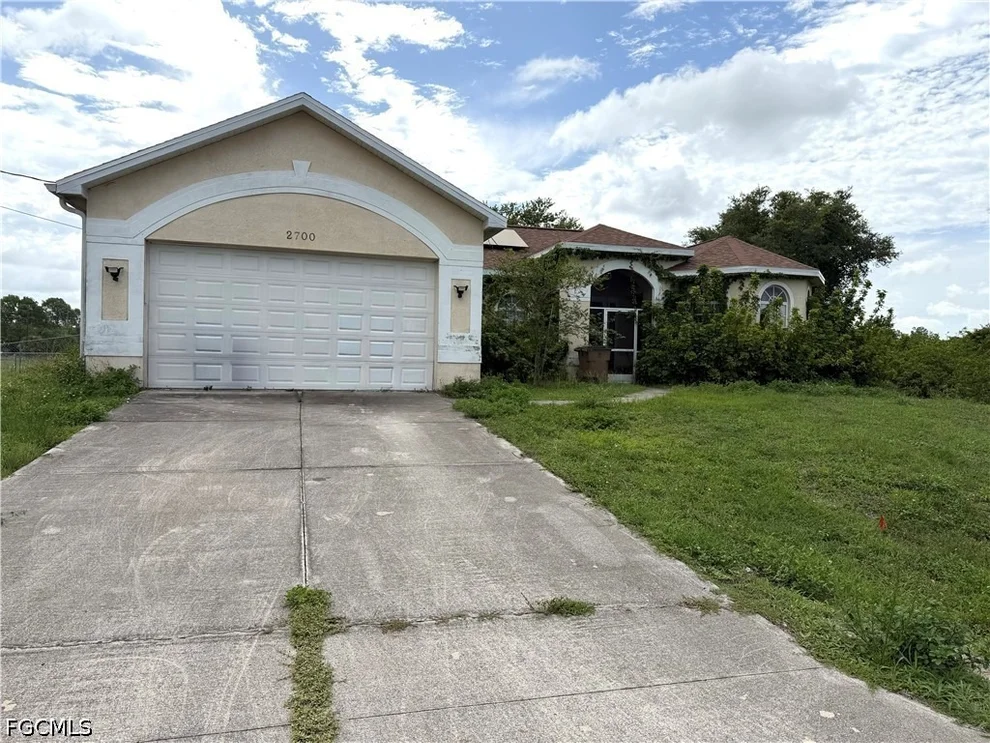 Unit for sale at 2700 Rita Avenue N, Lehigh Acres, FL 33971