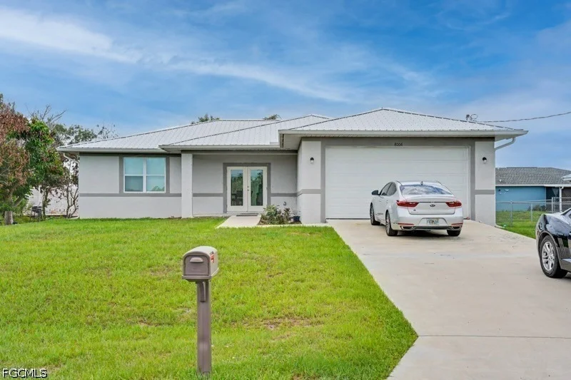 Unit for sale at 8006 Oakleaf Circle, Labelle, FL 33935