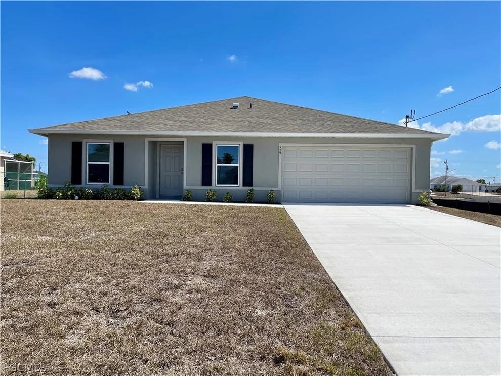 Unit for sale at 929 NW 8th Place, Cape Coral, FL 33993