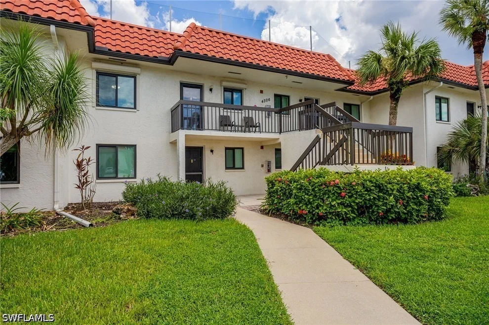Unit for sale at 4306 27th Court SW, Naples, FL 34116