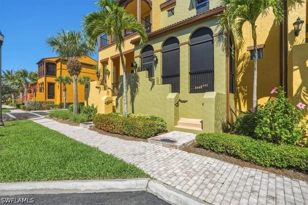 Unit for sale at 9065 Albion Lane N, Naples, FL 34113