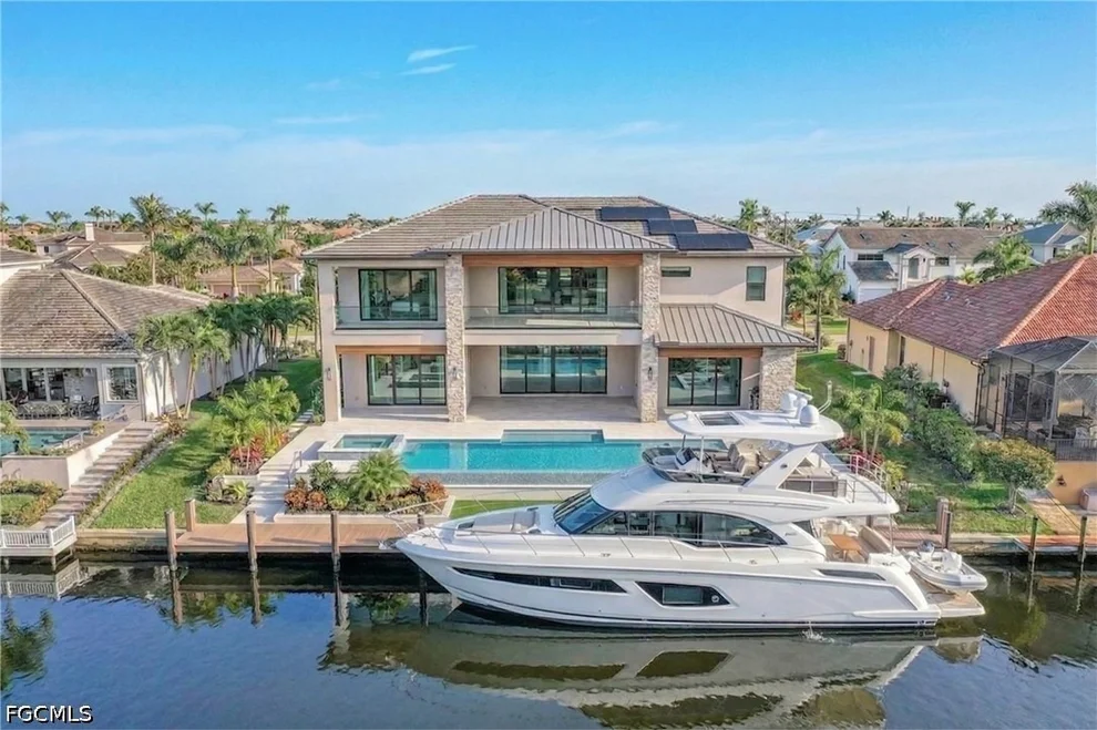 Unit for sale at 1524 SW 57th Street, Cape Coral, FL 33914