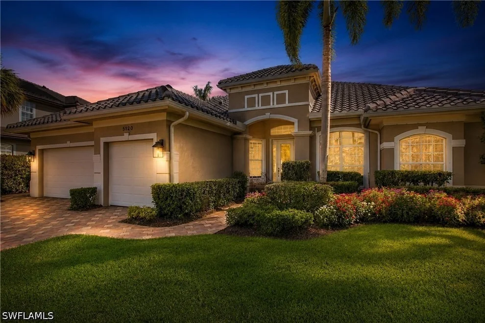 Unit for sale at 5120 Post Oak Lane, Naples, FL 34105