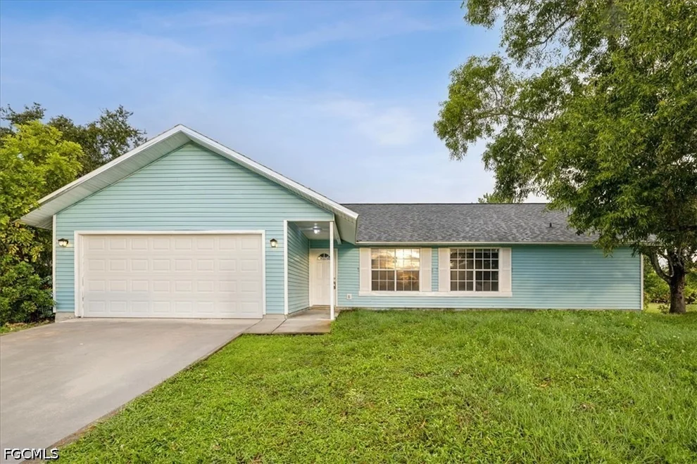 Unit for sale at 2701 SW 8th Court, Cape Coral, FL 33914