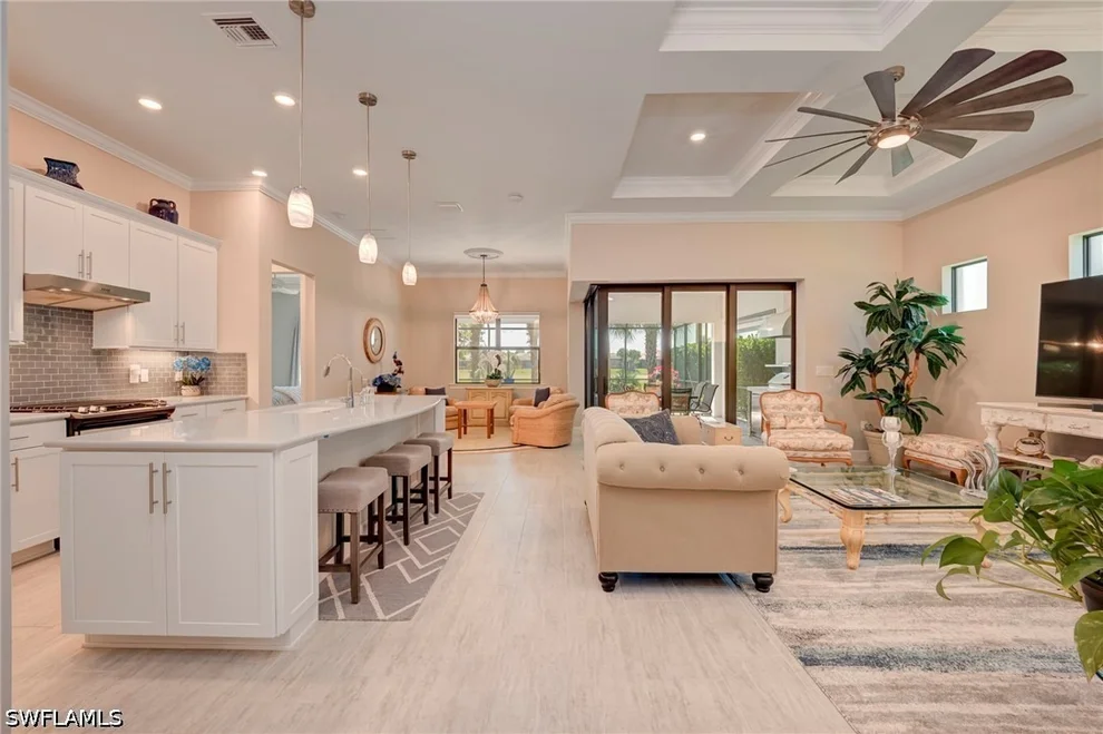 Unit for sale at 9712 Everglades Drive, Naples, FL 34120